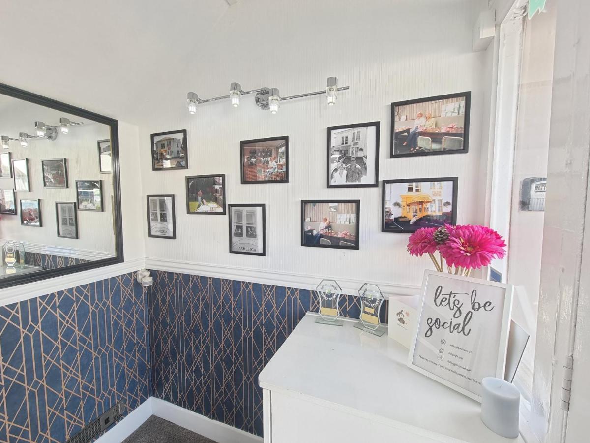 Bed and Breakfast The Ashleigh - Dog Friendly à Bornemouth Extérieur photo