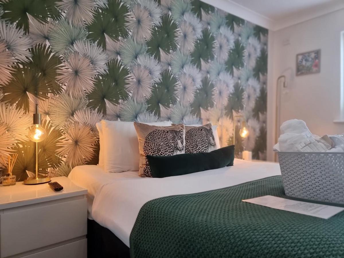Bed and Breakfast The Ashleigh - Dog Friendly à Bornemouth Extérieur photo