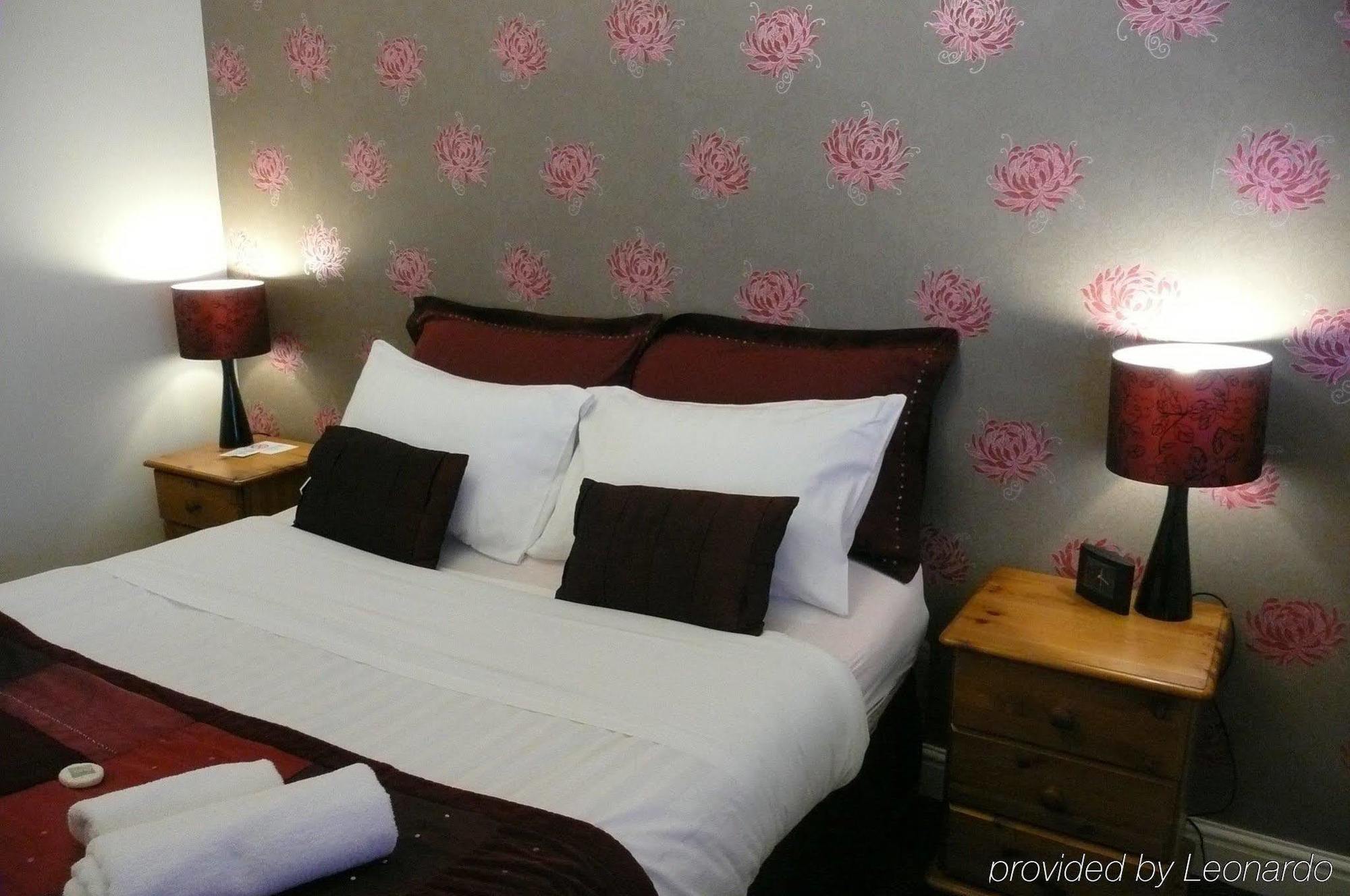 Bed and Breakfast The Ashleigh - Dog Friendly à Bornemouth Extérieur photo